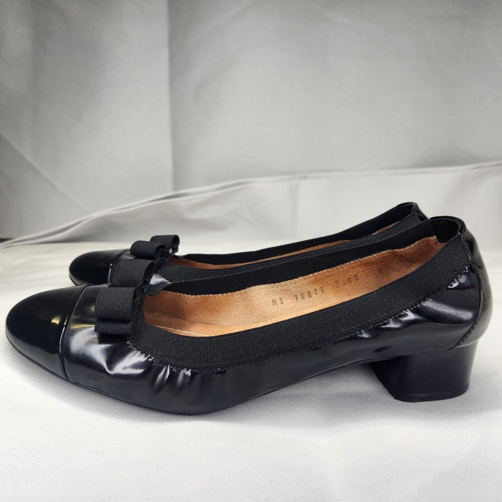 Salvatore Ferragamo Black Flats with Bow Detail